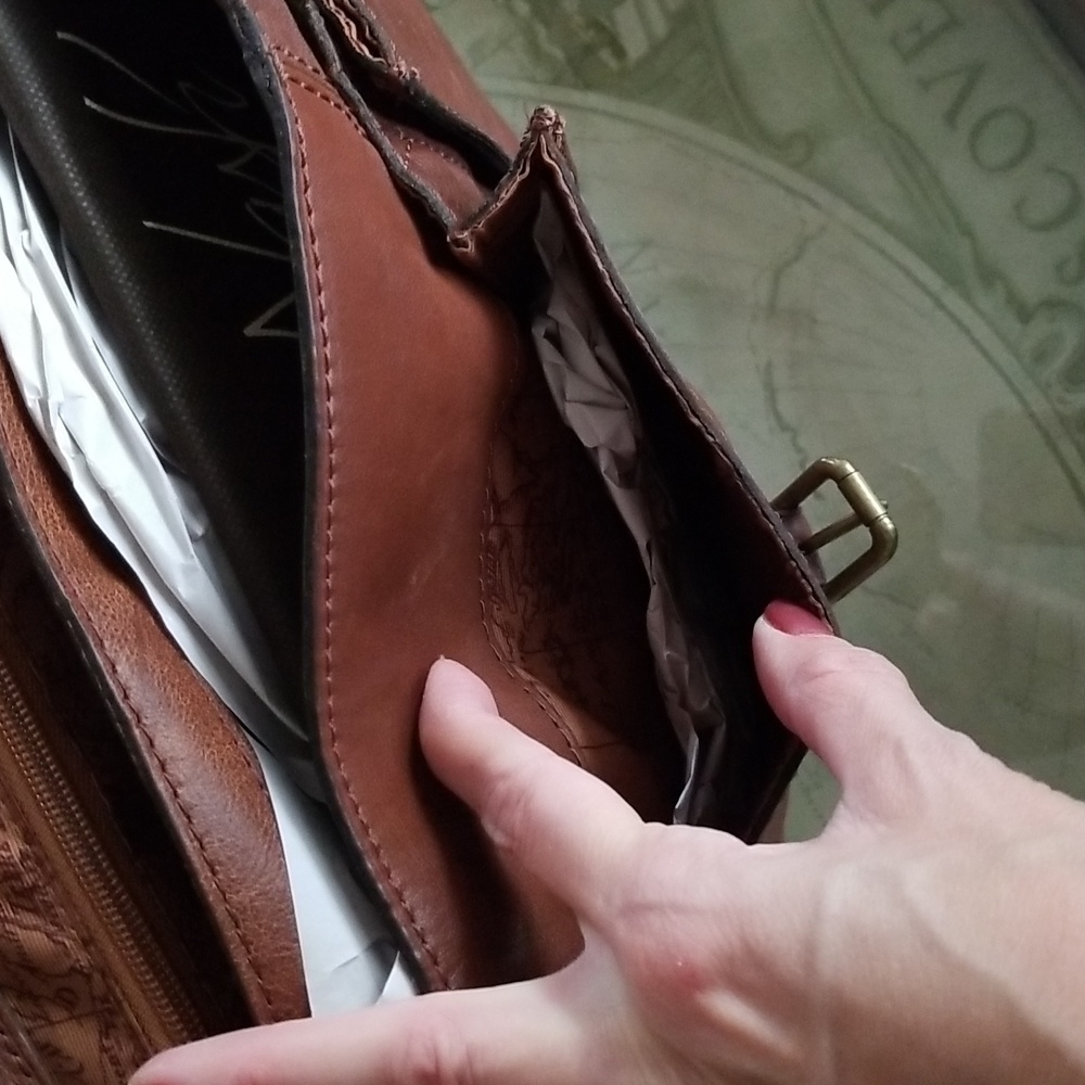 Nash Italian Leather Professor Briefcase Messenger Bag - Tuscan Brown Leather - Picture 10 of 10